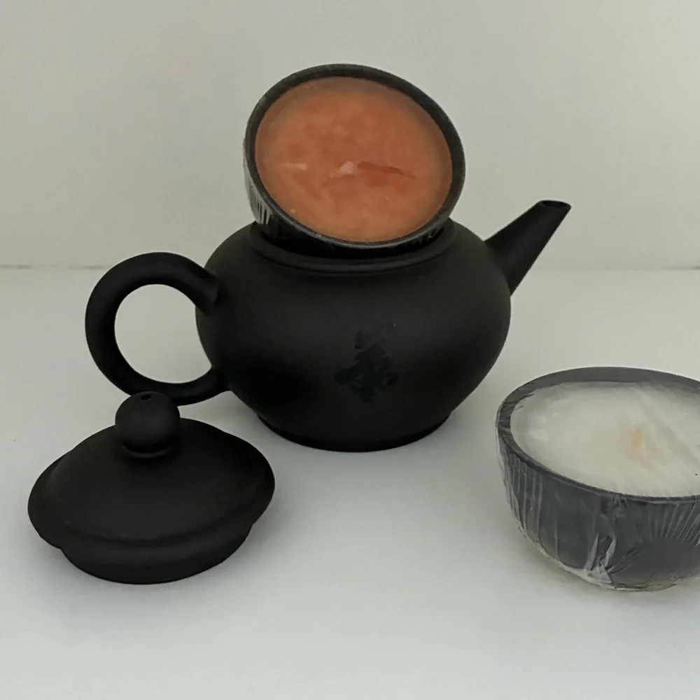 NWOT Chesapeake Bay Candle “Tea Time Collection” Gift Boxed Set Candles/Holder